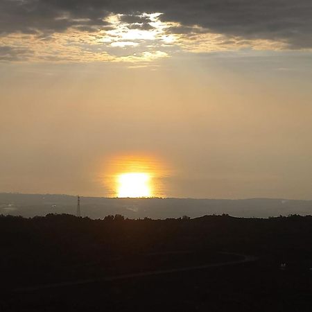 Alba Marina E Tramonti Etnei Lejlighed Riposto Eksteriør billede